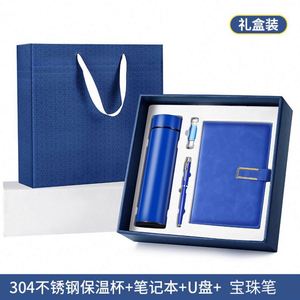 Set de Regalo Personalizado de Lujo para Oficina, Banco, Graduación o Navidad: Soporte para Teléfono, Termo y Artículos Impresos en Serigrafía - Product Image 5