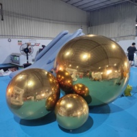 Ballons miroir dorés en gros, grandes boules brillantes gonflables pour fête au bord de la piscine