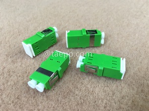 <span class=keywords><strong>LC</strong></span> sợi quang <span class=keywords><strong>Adapter</strong></span> 2C <span class=keywords><strong>SM</strong></span> <span class=keywords><strong>DX</strong></span> duy nhất chế độ kết nối <span class=keywords><strong>LC</strong></span>/APC Duplex giao diện 2 đầu vào sợi quang sợi quang Coupler - Product Image 2
