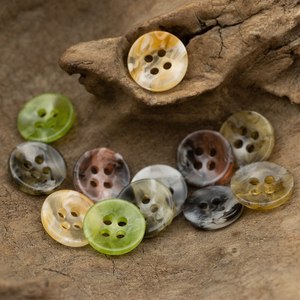 11.5Mm Mới Nhất Bên Bờ Biển Phong Cách Bốn Mắt Nút Nhựa Cho Nam Giới Phụ Nữ Áo Len Cardigan Áo Sơ Mi Chất Lượng Cao May Trên Nút May Mặc - Product Image 3