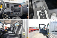 Offre Spéciale Prix Bas Sinotruck HOWO 4x2 Camion Léger d'Occasion Mini Camionnette 4T 6T 8T pour Transport d'Engins Personnalisable