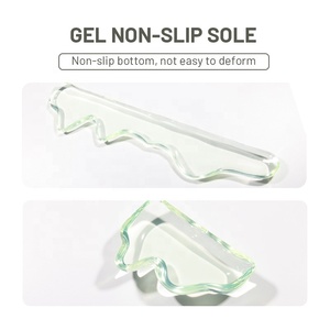 Set Tappetino Mouse Trasparente Anime Gaming con Poggiapolsi in Gel Silicone TPU, Grande Formato Disponibile - Product Image 5