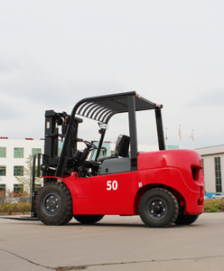 Montacargas Diésel Tobeter CPC50 de 5 Toneladas, 2 Etapas, Transmisión Mecánica de 3m, Tracción en las 4 Ruedas, Neumáticos Sólidos Todoterreno - Product Image 4