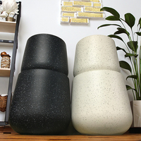 Vente en gros de grands pots de plantes décoratifs en plastique de forme ronde pour le jardin extérieur Utilisation de sol épaissi pour les centres commerciaux bonsaï