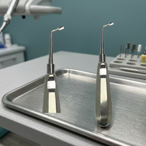 เครื่องมือผ่าตัดทางทันตกรรมแบบใช้มือ ยี่ห้อ BK Industries รุ่น Stainless Steel Tooth Elevator Bayonet Root ขนาด 5 มม. ปลายโค้งงอ สีเงิน ด้ามจับตามหลักสรีรศาสตร์ - Product Image 3