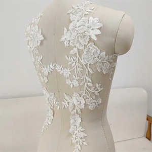 Patch floral brodé à la main de haute qualité avec sequins blancs naturels et effet miroir pour robes de mariée DIY, à appliquer sur la poitrine et le <span class=keywords><strong>dos</strong></span> - Product Image 6