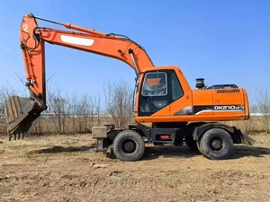 รถขุดไฮดรอลิกแบบมีล้อ DOOSAN DH210W-7 ปี 2022 มือสอง สำหรับผู้รับเหมา บริษัทให้เช่า ธุรกิจก่อสร้าง เครื่องยนต์ไฮดรอลิก ของแท้ - Product Image 3