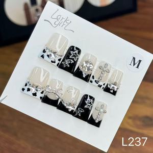 Uñas otoño armario nueva llegada Y2K pato cuadrado 3D flor 10 Uds Faux Ongles reutilizable acrílico personalizado hecho a mano prensa en las uñas - Product Image 1