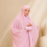 Ensemble de prière en soie haut de gamme personnalisé Renata, Mukena de voyage découpée au laser, Telekung Parachute avec sac assorti, Jilbab musulman pour le Ramadan