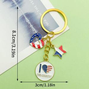 Porte-clés commémoratif personnalisé pour la Fête de l'Indépendance, avec drapeau américain, ballon, chapeau et étoile scintillante - Product Image 4