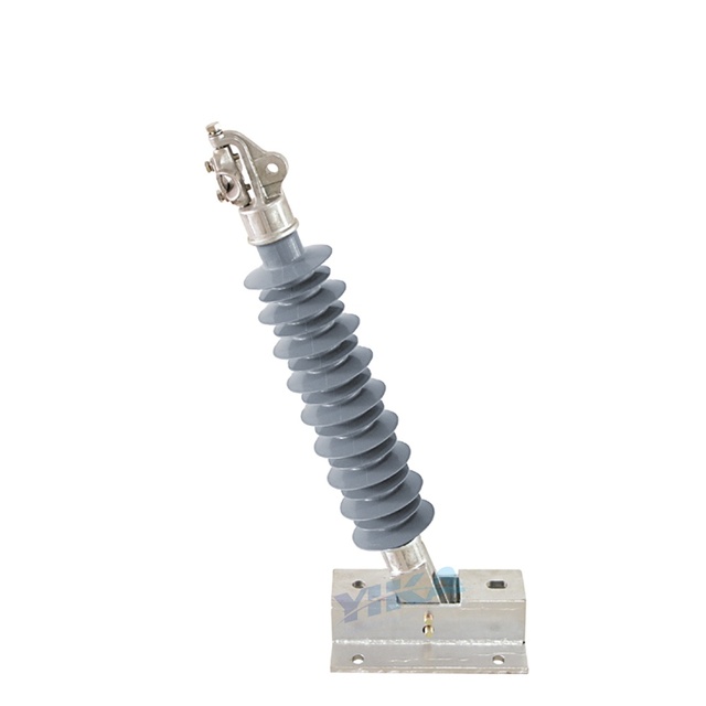 YIKA FZSW 66KV 6KN 8KN Horizontal Composite Post Insulator With Clamps Bracket
