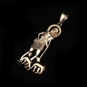 Collar con colgante religioso de figura de pastor hueca, chapado en oro, de aleación y circonita, amuleto de fe, joyería para hombre, uso diario y fiestas - Product Image 1