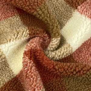 Custom Design Plaid Pattern Yarn Dyed Jacquard Check Polar <strong>Velveteen</strong> Lamb Wool Faux Fur Sherpa Fleece Fabric for Winter <strong>Coats</strong> - Product Image 4