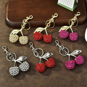 Fashion 2025 Metal Cherry Bag Charm Pendant Keychain Crystal Cherry Gold Sliver Plating Cherry Shape Keyring for Bag Accessories