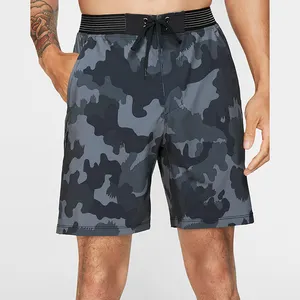 Özel logo erkek moda streetwear şort süper serin yumuşak erkek spor tenis basketbol şortu dri fit kısa
