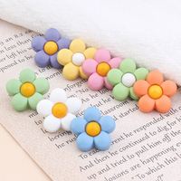 Kancing Resin Bunga Warna-warni Ramah Lingkungan 15mm 18mm dalam 15 Warna untuk Mantel Anak