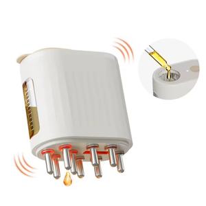 Aplicador de aceite para el cuero cabelludo con peine de raíces y botella para productos de crecimiento capilar EMS - Product Image 1