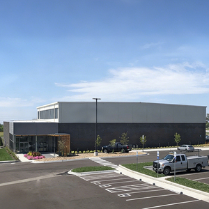 Gimnasio Industrial de Fácil Mantenimiento, Complejo Deportivo Escolar, Estructura de Láminas Metálicas de Alta Calidad, Estética Elegante y Rentable - Product Image 1