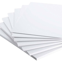 Feuille de plastique en PVC rigide blanc 1220x2440mm 4*8 pieds 3mm 4mm 5mm Panneau en PVC Celuka pour la décoration