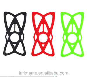 Support de téléphone pour vélo 2025 noir et rouge, en silicone souple et protecteur, avec attaches sécurisées, fixation manuelle sur guidon, compatible avec les téléphones de 4 à 6 pouces - Product Image 4