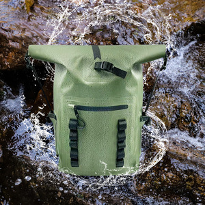 Sac à dos imperméable Naturepeak à enroulement vert 20L pour la randonnée et la pêche en plein air - Product Image 1