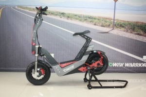 120km/h Fast Speed 10Inch Fat Tire <b>72V</b> 60Ah 160KM Long Range Scooter E Scooters for Adult High-Speed Performance Achieves 120 - Product Image 3