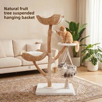Tmall Fruitwood Arbre à chat en bois massif avec panier suspendu, lit en rotin tressé et griffoir recouvert de sisal, style épuré