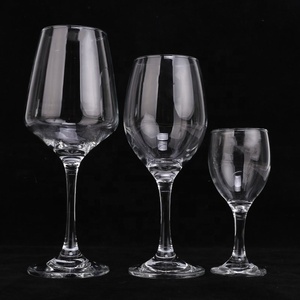 <span class=keywords><strong>Bicchiere</strong></span> da Vino a Forma di Tulipano Trasparente 2021, Prezzo di Fabbrica, Best Seller, <span class=keywords><strong>Bicchiere</strong></span> Brillante per Succhi, <span class=keywords><strong>Bicchiere</strong></span> in Cristallo per Vino, Capacità 201-300ml - Product Image 1