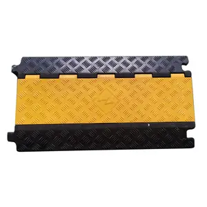 Durable 5channel rubber cable protector with PVC cover,Fiber reinforced Rubber speed ramp BSCI