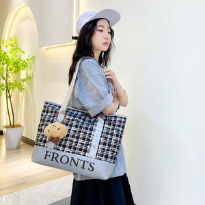 Fronts Women's Tote Bag Black White Zigzag Pattern Shoulder Crossbody Bag Spring 2024 Fashionable Design Everyday Use - Product Image 3