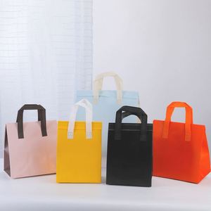 Takeaway Insulation Non-Woven Cooler Bag Portable Foldable Zipper Closure Custom Logo - Product Image 4