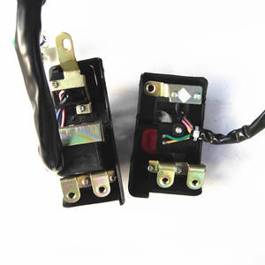 Interruptor de Manillar de Motocicleta al por Mayor, Kit de Control de Interruptor Izquierdo y Derecho para Scooter ZY125 Lingying 150 - Product Image 2