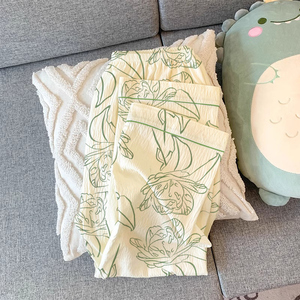 Nueva Colección de Primavera: Conjunto de Pijama de Manga Larga para Mujer con Estampado Floral Inspirado en el Bosque, con Pantalones Largos - Product Image 6