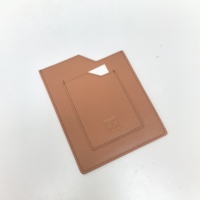 Porte-cartes mince en cuir végétalien au design simple