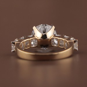 Bague de fiançailles pour femme en argent, or 10K, or 14K, or 18K, diamant de laboratoire de 4,8 carats, bijoux de mariée - Product Image 2