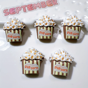 Dijes de resina con diseño divertido de palomitas de maíz, accesorios DIY para fundas de teléfono, neveras, pinzas para el pelo y adornos temáticos - Product Image 5