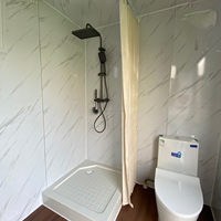 Douche et toilettes préfabriquées portables modernes à faible coût, de conception récente, pour les chantiers de construction, les projets immobiliers, les ateliers
