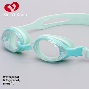 Gafas de Natación Modelo 2025 YL900, Lentes de PC de Alta Definición, Gran Angular, Antivaho, Impermeables y Resistentes a los Rayos UV - Product Image 1