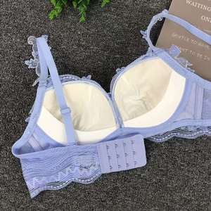 Pizzo da donna reggiseno alla moda comodo tre file di biancheria intima con anelli in acciaio grande petto piccolo sottile - Product Image 4