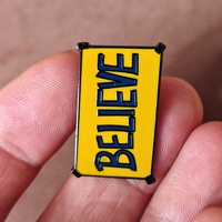 Bros Enamel BELIEVE Mini Berlapis Perak Logam Datar Kuning Biru Dua Warna Enamel Keras Cetak Letterpress Lencana Koleksi Seni
