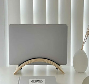 Personalizado respetuoso con el medio ambiente de alta calidad minimalismo Vertical independiente ordenador portátil soporte de escritorio soporte de madera para escritorio - Product Image 4