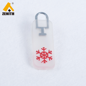 Tùy chỉnh Nylon nhựa & cao su dây kéo <span class=keywords><strong>puller</strong></span> lr10018 PVC trong suốt thiết kế thanh trượt - Product Image 4