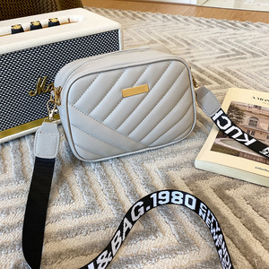 Bolso de Mujer 2026, Bolso Bandolera Acolchado, Bolso de Almacenamiento de Nuevo Estilo para Mujer, Bolso de Hombro, Bolso para Teléfono - Product Image 4