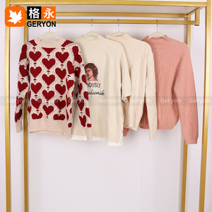 Suéteres <span class=keywords><strong>de</strong></span> Invierno Usados al Por Mayor Geryon Vintage para Mujer, Limpios, 90-98% Nuevos, Tallas y Colores Surtidos, Calidad <span class=keywords><strong>de</strong></span> Exportación Ukay en Fardos - Product Image 4