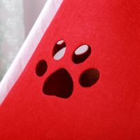 Nid de chat de tente de bâton rouge hiver et été maison de chat semi-fermée avec des fournitures de nid de chat en feutre tridimensionnel chaud pour animaux de compagnie