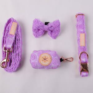 Venta al por mayor accesorios para mascotas personalizado suave acolchado lindo diseño <span class=keywords><strong>floral</strong></span> correas para perros con soporte para bolsa de caca - Product Image 2