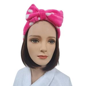Bandeau de spa en peluche de luxe pour le nettoyage du visage - Product Image 6