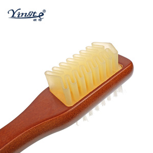 Cepillo para zapatos de madera maciza Yinste de doble cara con cerdas de goma y metal para limpiar calzado deportivo - Product Image 4