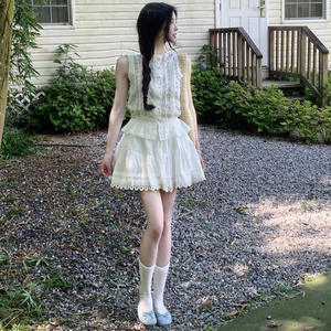 Conjunto de Top de Encaje de Manga Corta y Pantalones Cortos Estilo Francés, Atuendo Casual de Verano para Mujer, Floral, Corte Regular, Transpirable, de Secado Rápido - Product Image 4