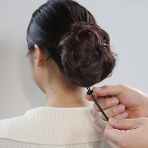 Accessori per capelli per cacca in rilievo marrone naturale a bassa bruciatura - Product Image 1